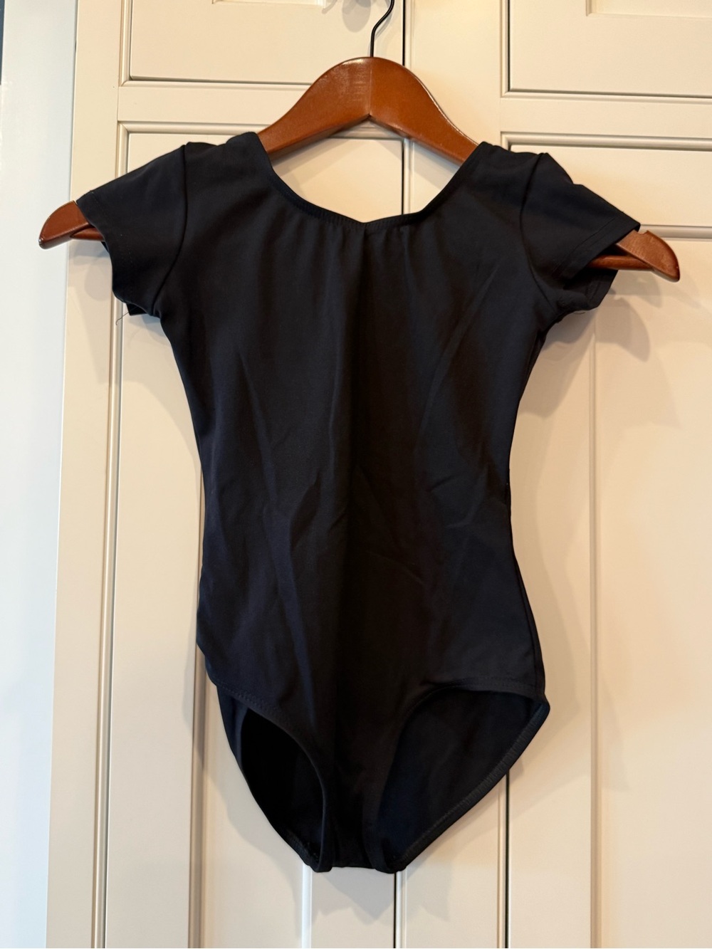 Capezio TEAM BASICS SHORT SLEEVE LEOTARD - GIRLS Medium